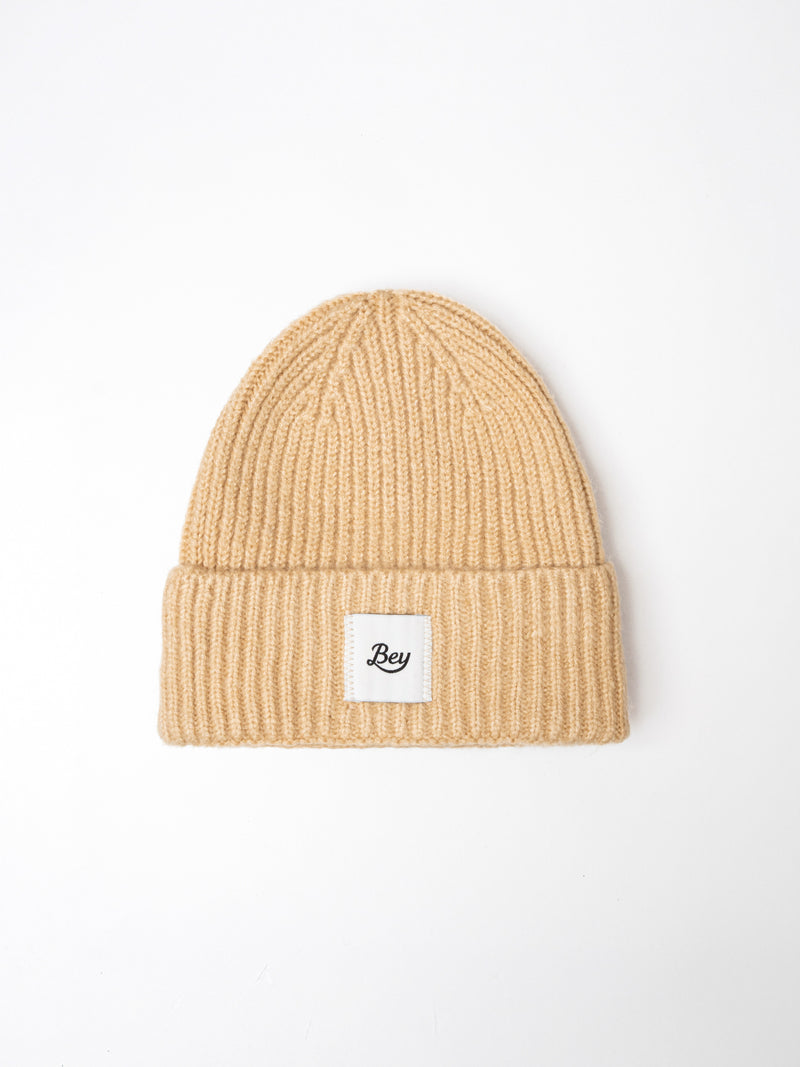 BEY YÜNLÜ ÖRGÜ BERE KREM