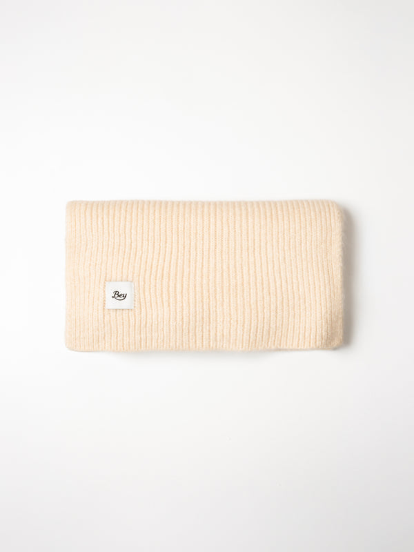 BEY YÜNLÜ ÖRGÜ ATKI KIRIK BEYAZ