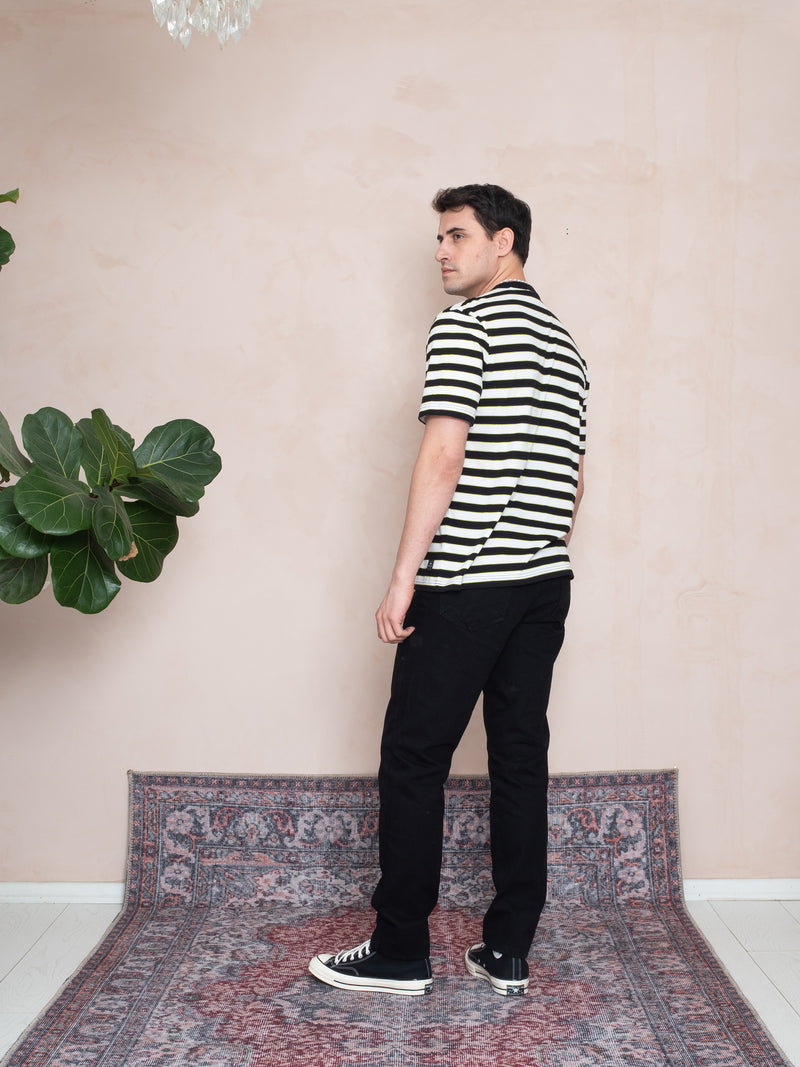 RİBANALI YAKA ÇİZGİLİ T-SHIRT